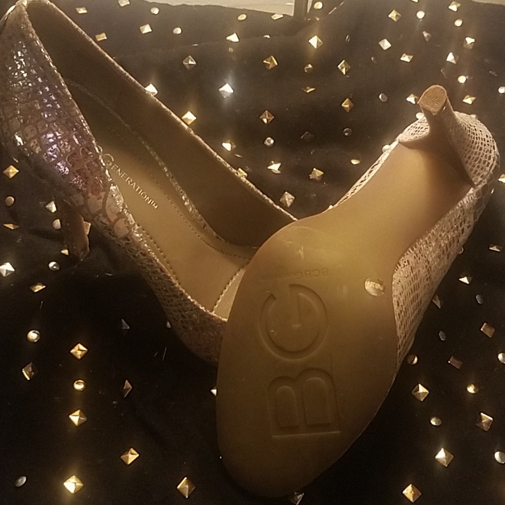 Shoes - Picture 3 of 3